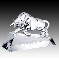 Glass - Optimistic Bull - C1010